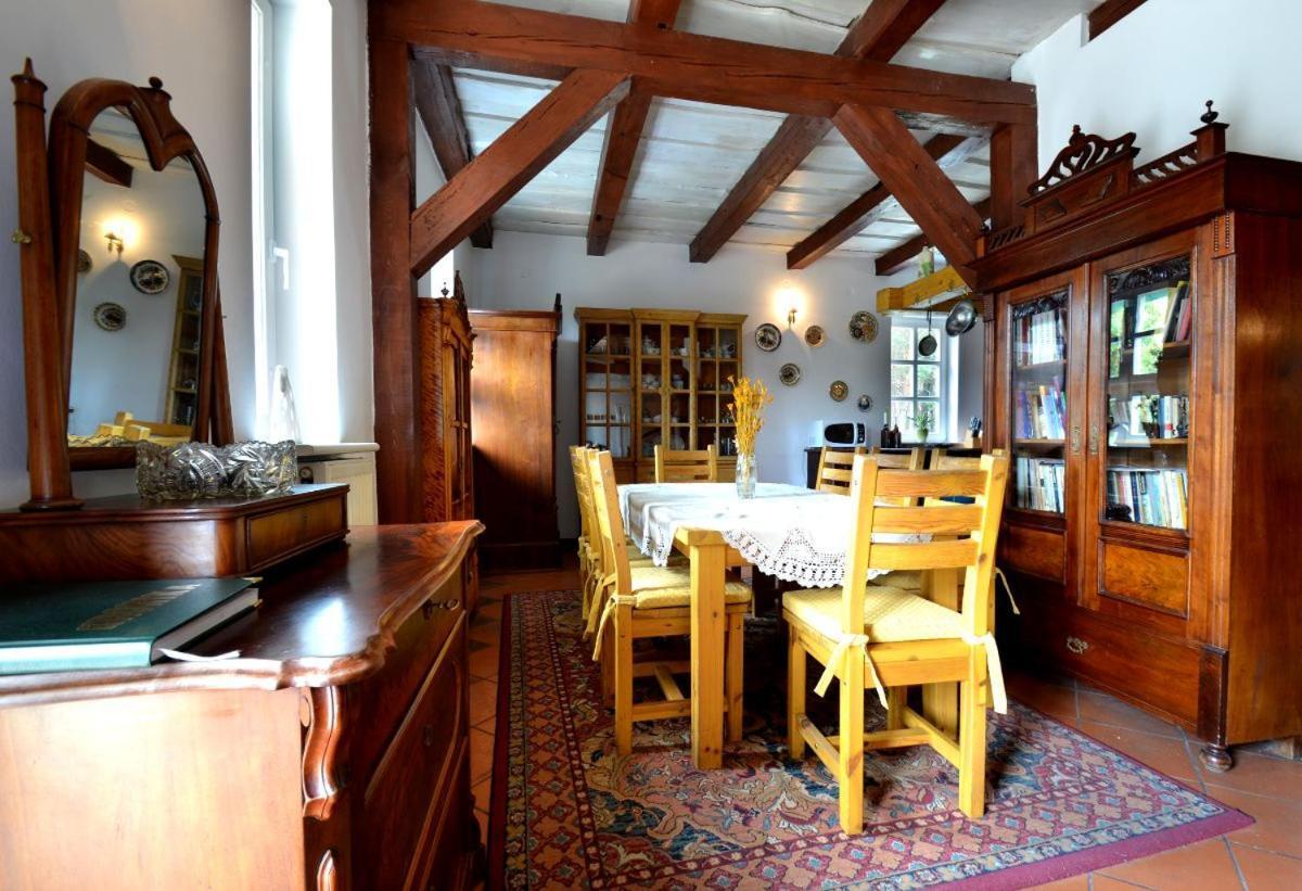 Dworek Drawa Drezdenko Exteriör bild