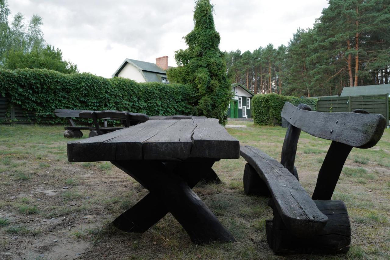 Dworek Drawa Drezdenko Exteriör bild